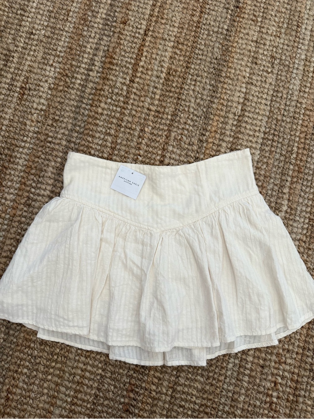 American Eagle Outfitters Cream Tiered Circle Skort